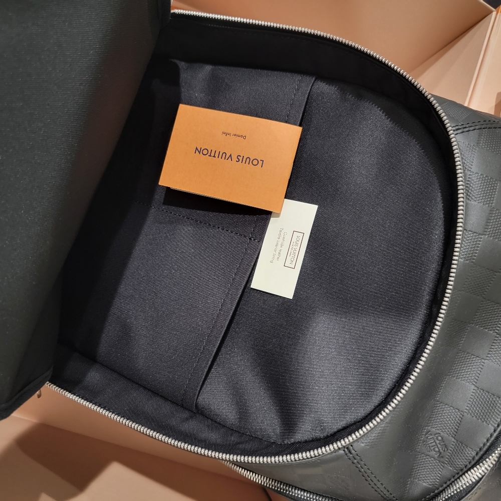 LV Michael NV2 - Picture 6 of 6